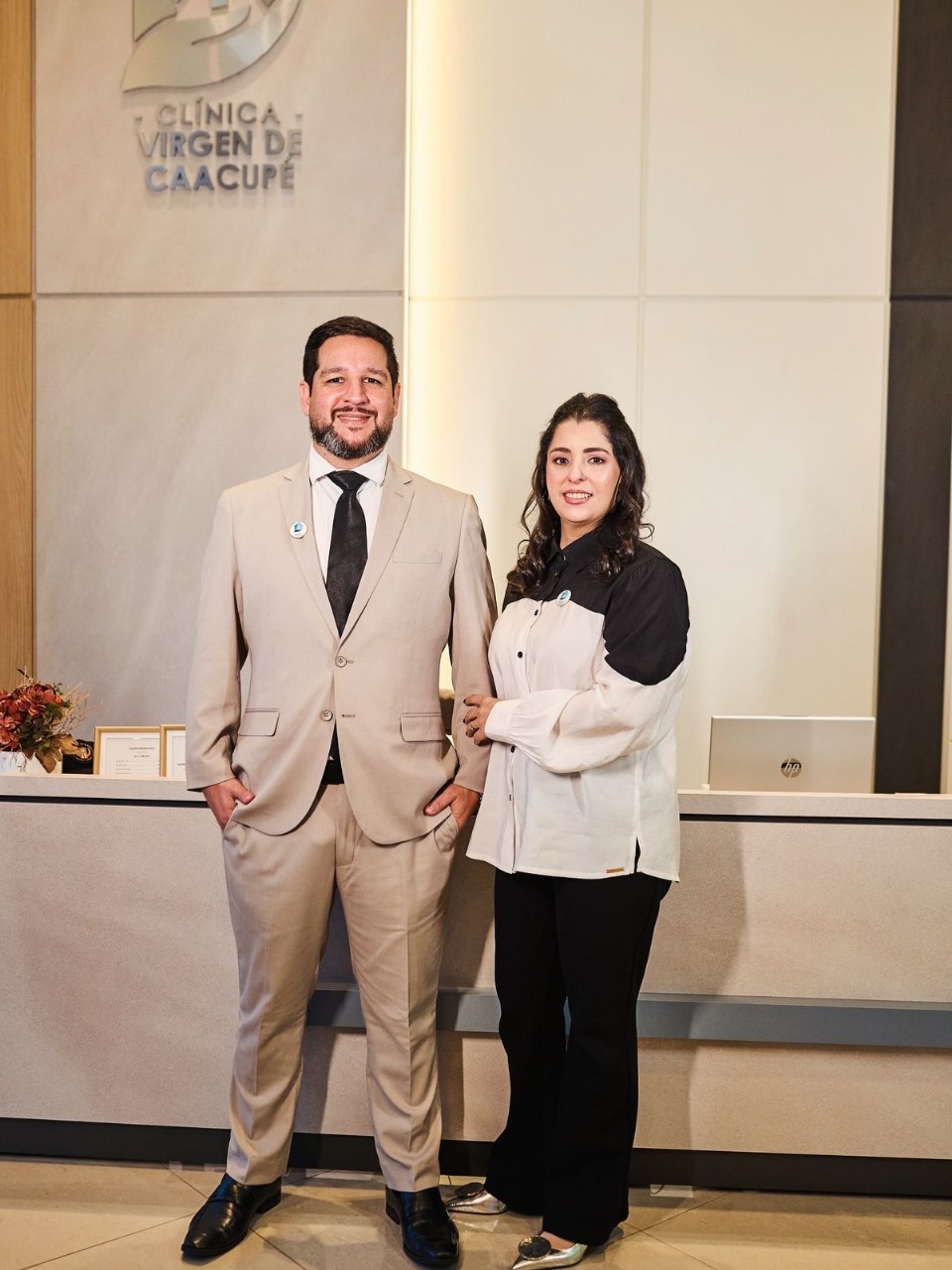 Dr. Clóvis Luiz Psiquaiatria e esposa, Dra. Renata Neves