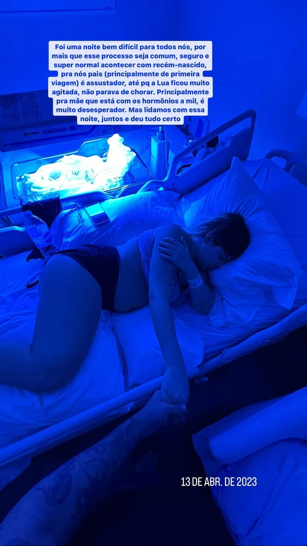 Viih Tube e Lua dorme sob banho de luz - Foto: @eliezer