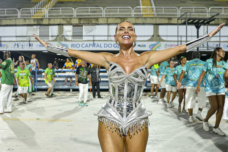 Erika Schneider em ensaio técnico da Mocidade na Sapucaí - Foto: Anderson Bordê/ Divulgação