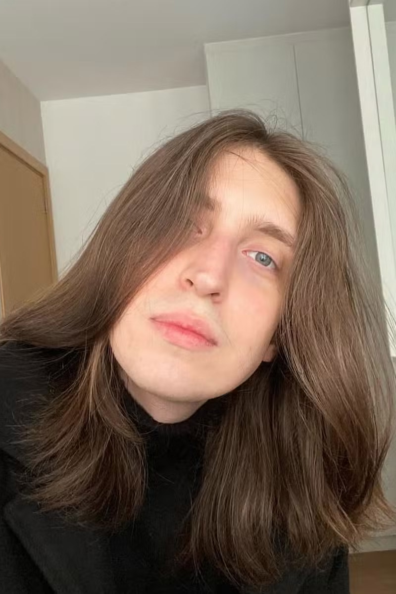 Felca surpreendeu ao mostrar novo visual na web - Foto: Reprodução/ Instagram@felca0