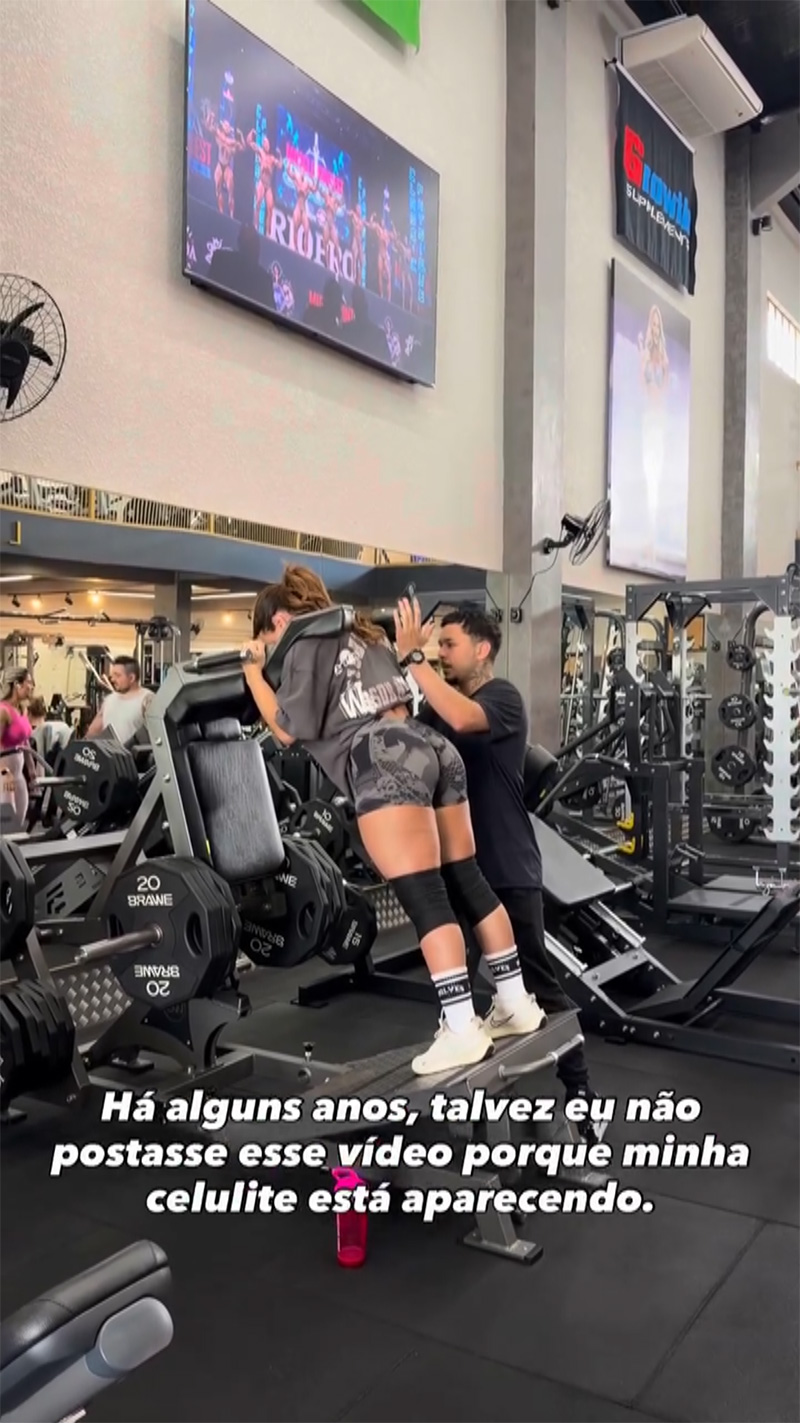 Franciele Mattos falou sobre celulites e deu exemplo de amor-próprio - Foto: Reprodução/ Instagram@franciellemattos