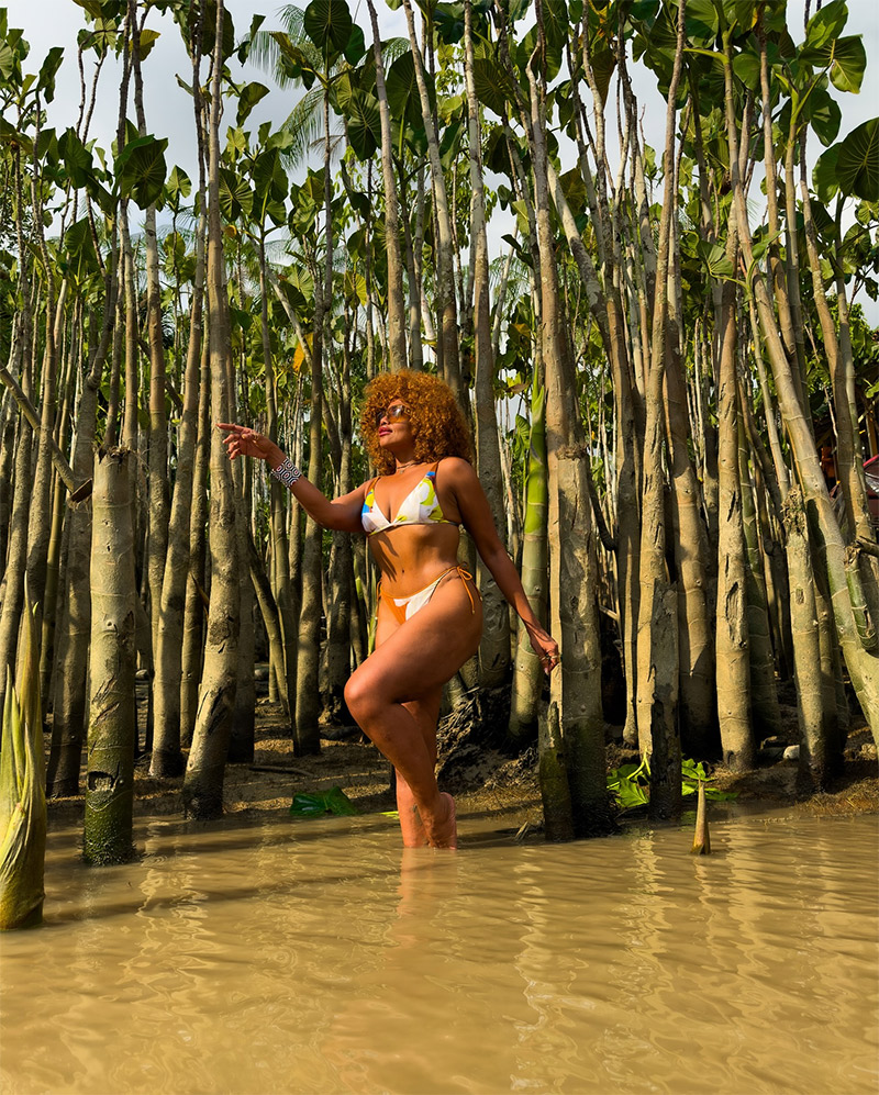 Gaby Amarantos ostentou “novo corpo” de biquíni durante passeio e banho de rio - Foto: Reprodução/ Instagram@gabyamarantos