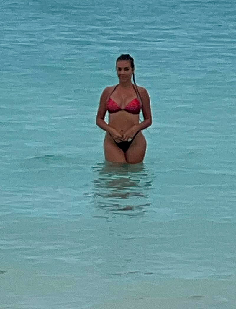 Georgina Rodríguez mostrou dia de praia com CR7 - Foto: Reprodução/ @georginagio