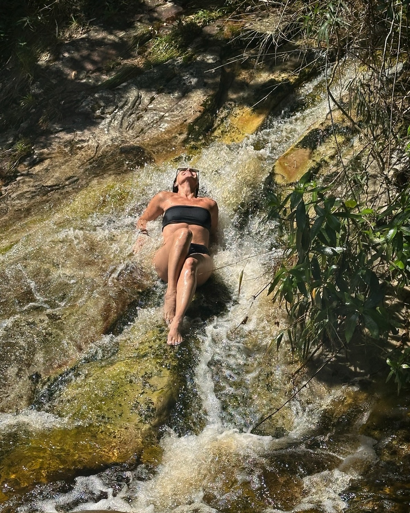 Giovanna Antonelli mostrou banho de cachoeira e recebeu elogios - Foto: Reprodução/ Instagram@giovannaantonelli