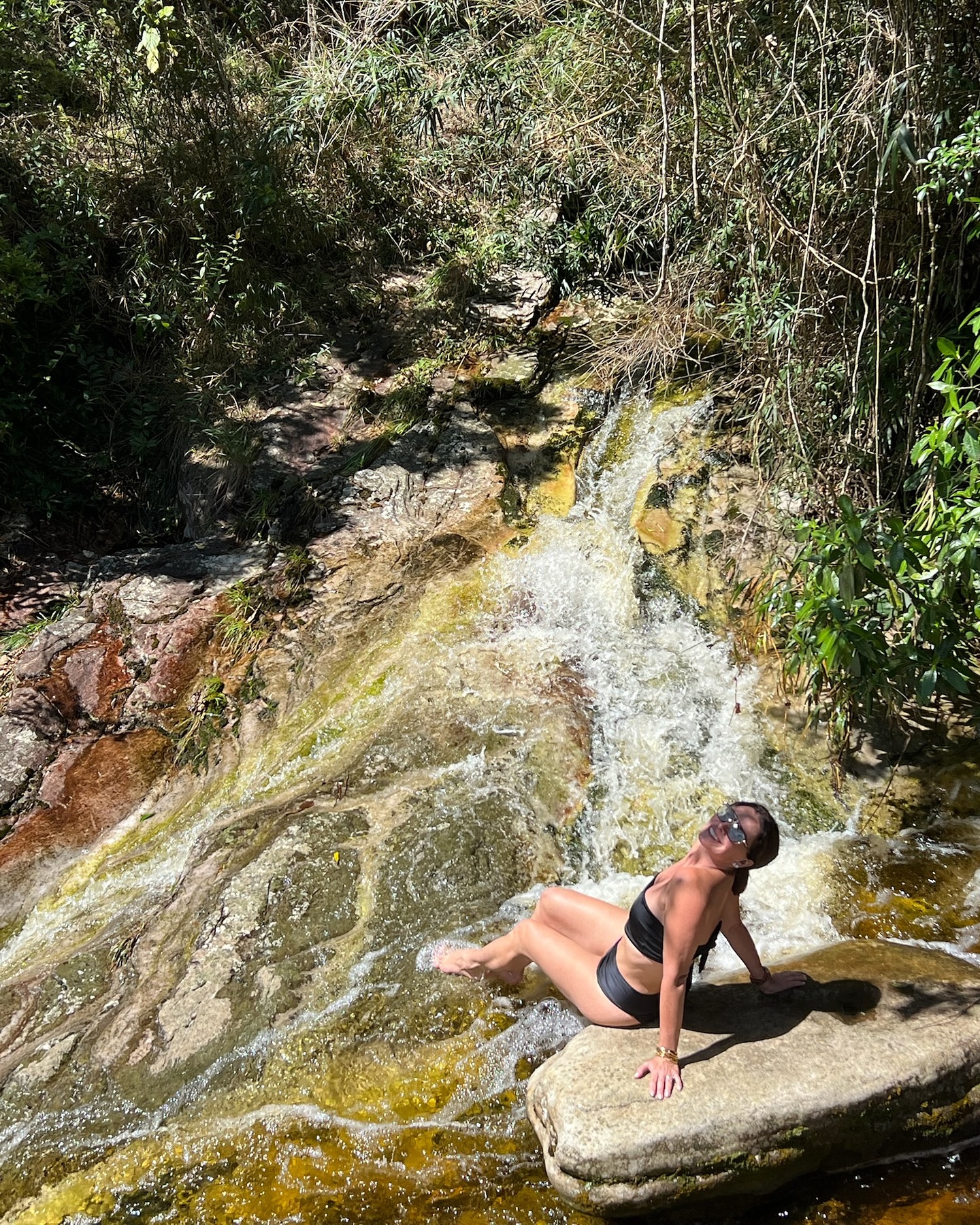 Giovanna Antonelli mostrou banho de cachoeira e recebeu elogios - Foto: Reprodução/ Instagram@giovannaantonelli