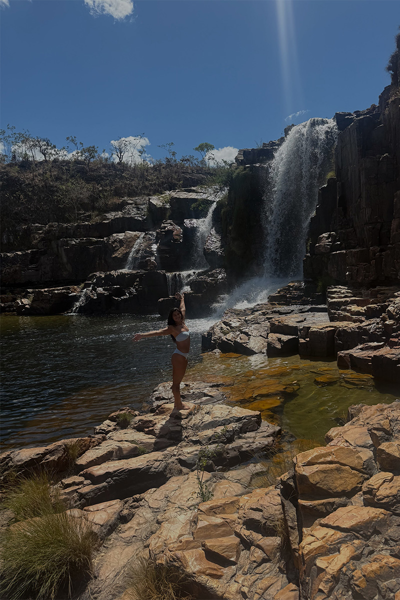 Giulia Costa mostrou fotos de viagem romântica com o namorado - Foto: Reprodução/ Instagram@giuliacosta