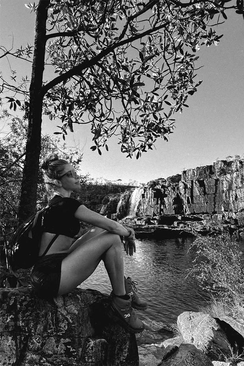 Grazi Massafera exibiu a boa forma de biquíni na Chapada dos Veadeiros - Foto: Reprodução/ Instagram@massafera