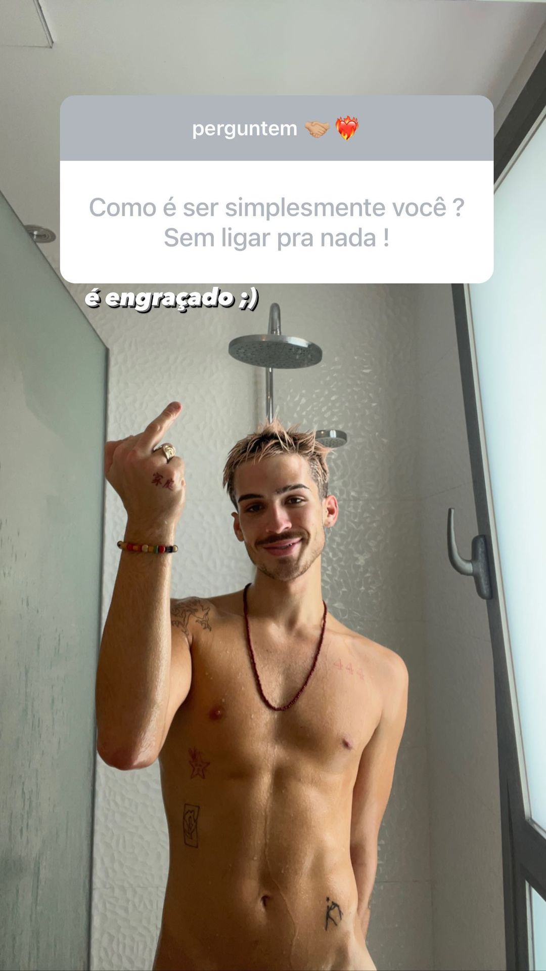 João Guilherme compartilhou foto debaixo do chuveiro ao responder internauta - Foto: Reprodução/ Instagram@joaoguilherme