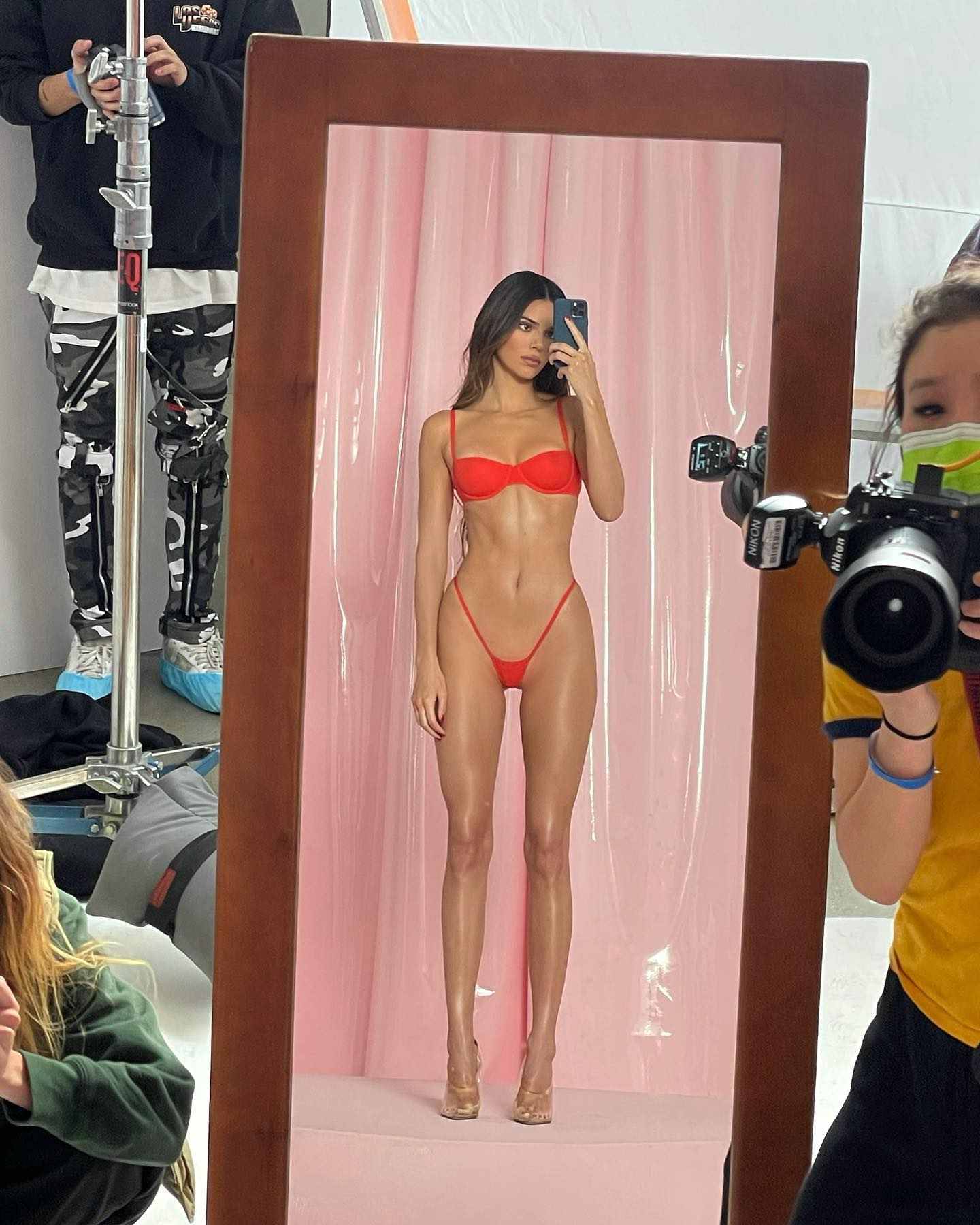 Kendall Jenner exibiu corpão de lingerie em ensaio - Foto: Reprodução/ @kendalljenner