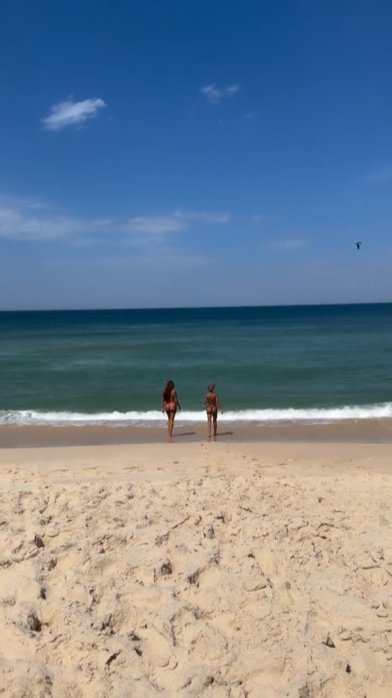 Ludmilla, Bruna Gonçalves e Patty Cris passaram sufoco com ventania na praia - Foto: Reprodução/ Instagram@ludmilla