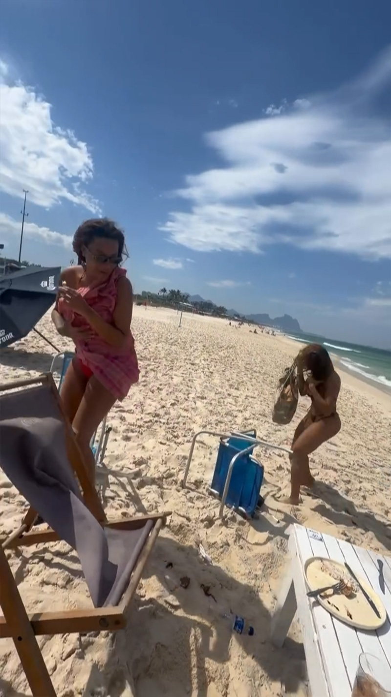 Ludmilla, Bruna Gonçalves e Patty Cris passaram sufoco com ventania na praia - Foto: Reprodução/ Instagram@ludmilla