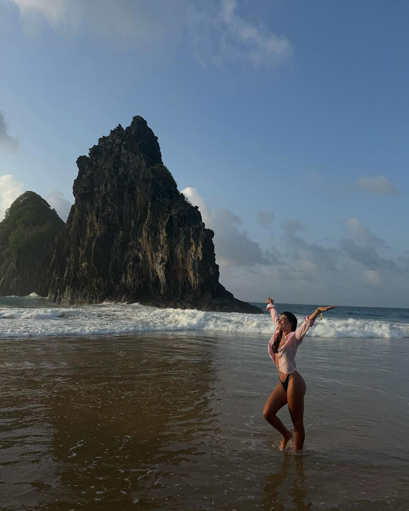 Mariana Goldfarb ostentou boa forma em Fernando de Noronha - Foto: Reprodução/ Instagram@marianagoldfarb