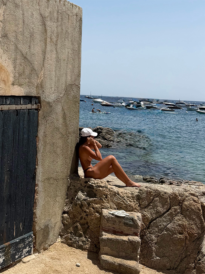 Mariana Goldfarb recordou topless na Espanha e falou sobre mulheres-troféu - Foto: Reprodução/ Instagram@marianagoldfarb