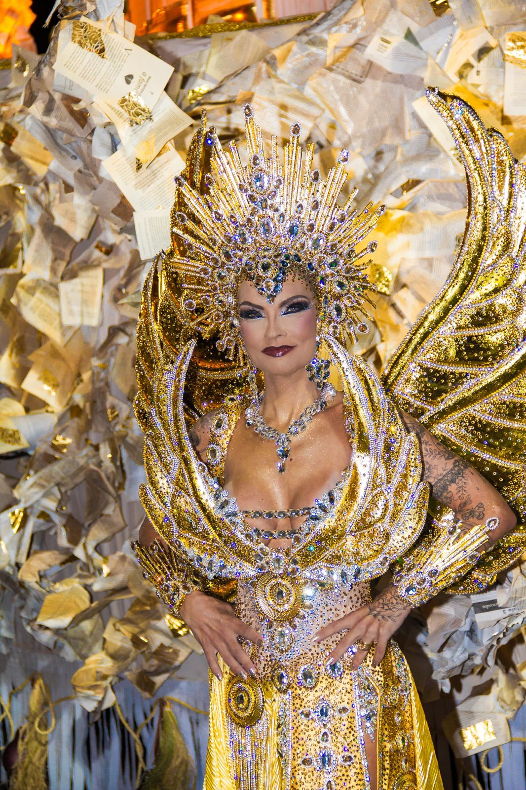 Influenciadora Milene Gonzalez representa o Troféu do Ano Herói e vive momento marcante na Tucuruvi com o enredo “Anti-Herói Brasil”