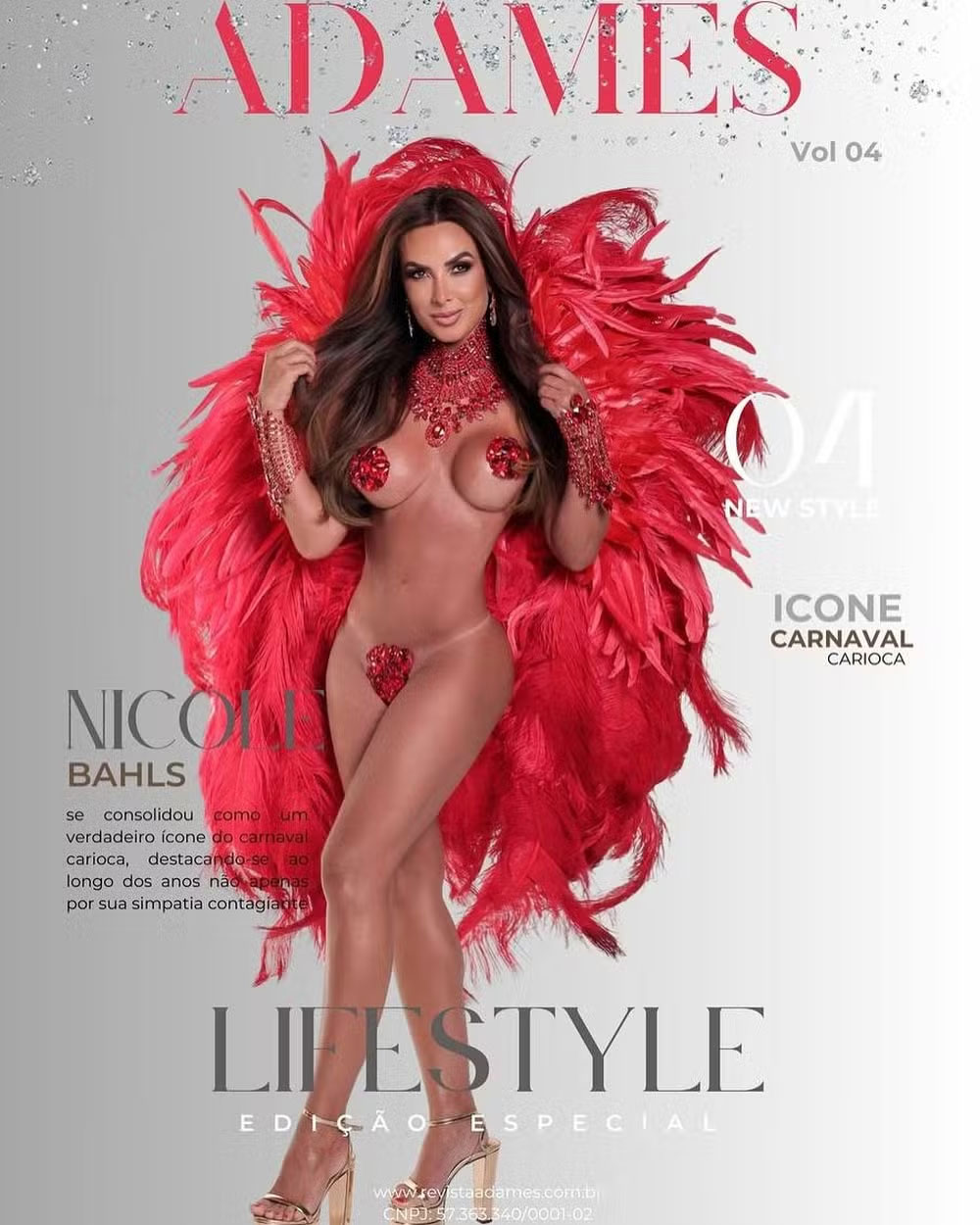 Nicole Bahls posou com tapa-sexo e adesivo nos seios em ensaio - Foto: Vinny Nunes/ Divulgação/ Revista Adames