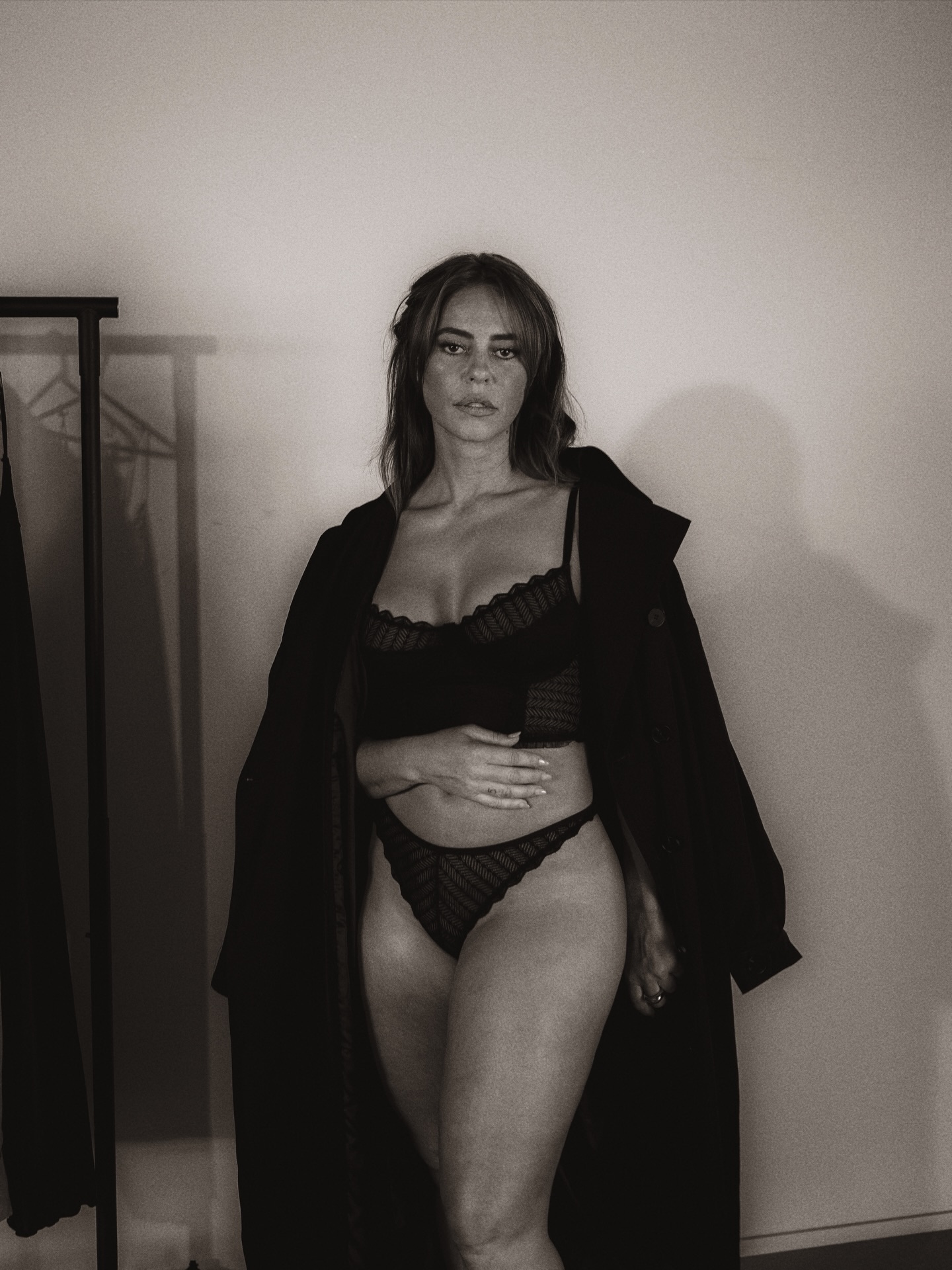 Paolla Oliveira mostrou suas lingeries favoritas em ensaio - Foto: Reprodução/ Instagram@paollaoliveirareal e @demillusbr