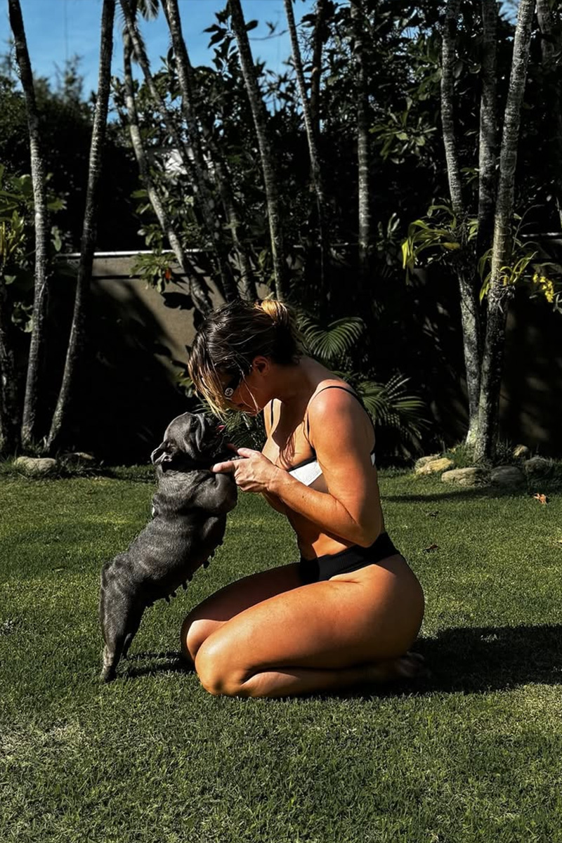 Paolla Oliveira ostentou corpão de biquíni e recebeu elogios - Foto: Reprodução/ Instagram@paollaoliveirareal