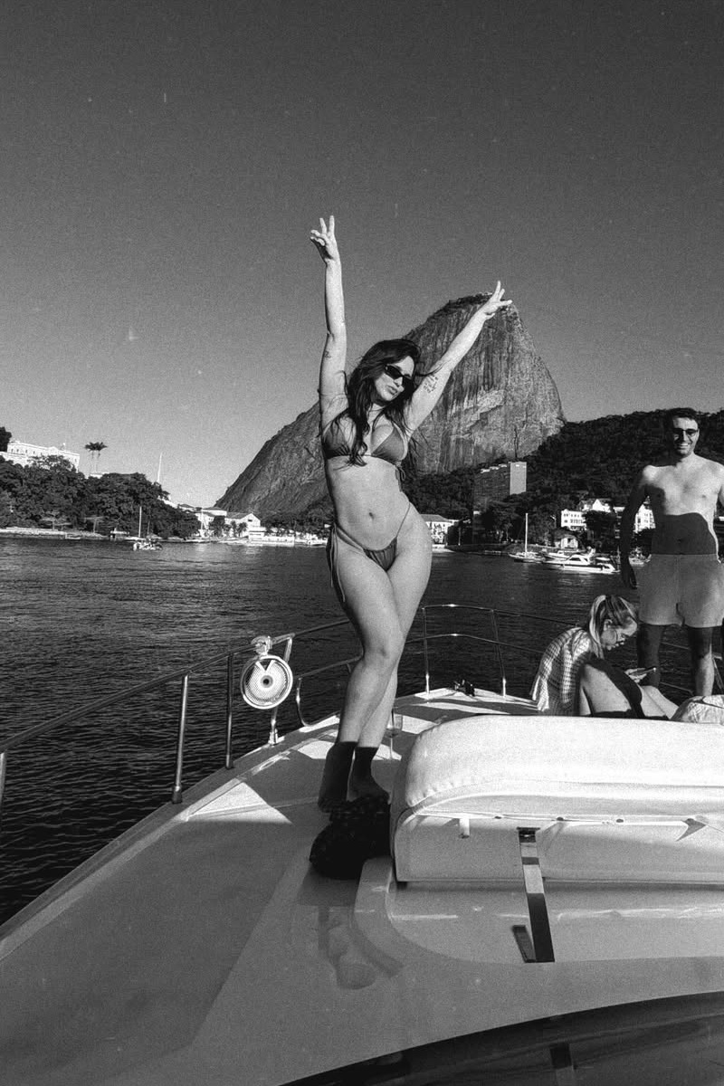 Rafa Kalimann mostrou passeio de lancha com o marido e a filha - Foto: Reprodução/ Instagram@rafakalimann