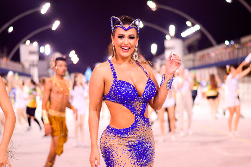 Suzana Simonet vai ser destaque da Acadêmicos do Tucuruvi no carnaval - Foto: Lipe Aramuni/ Ag. Luxxus