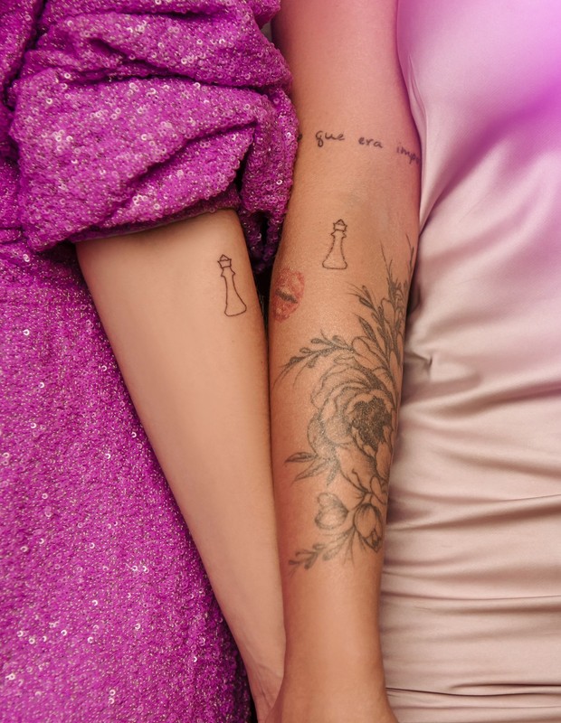 Bianca Andrade e Marcela Mc Gowan mostram tatuagem que fizeram juntas