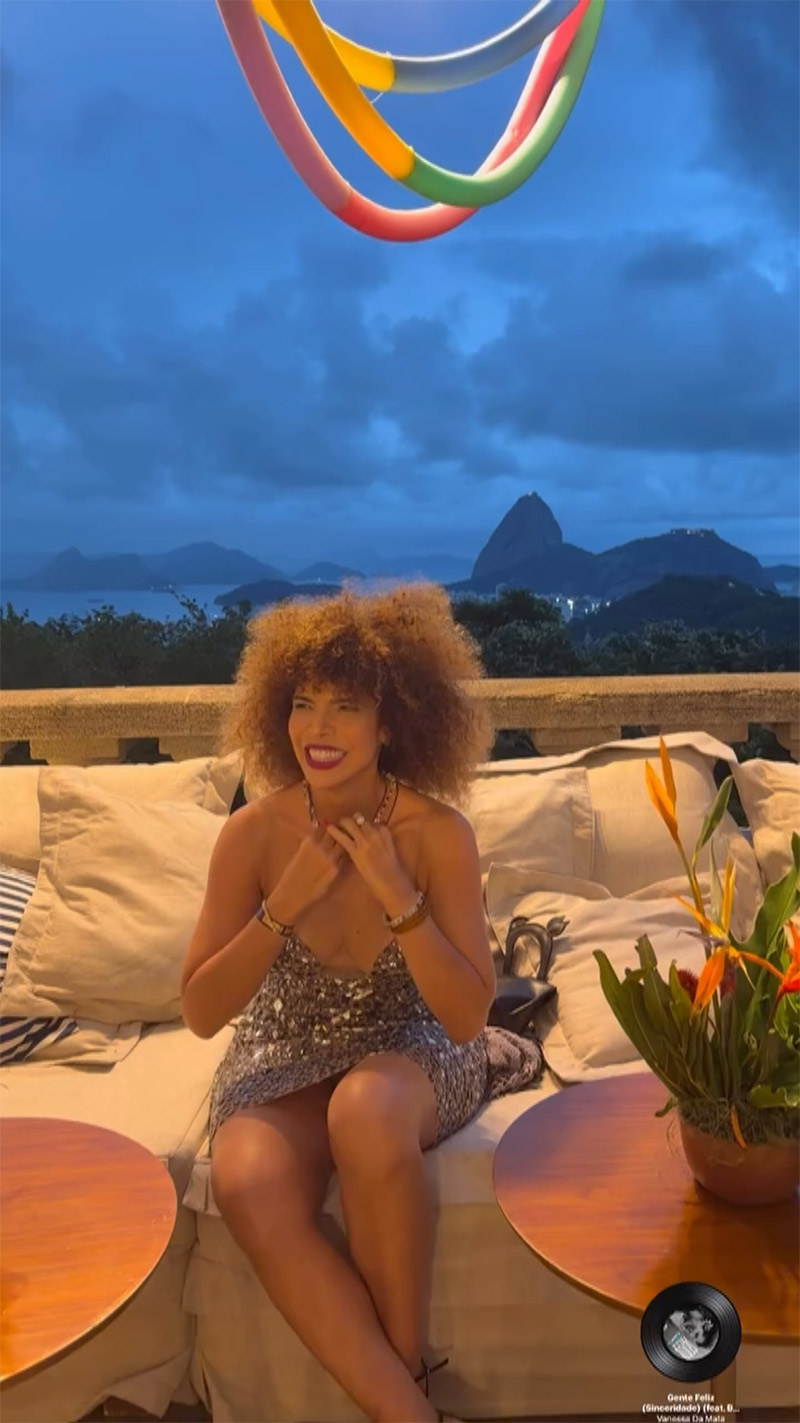 Vanessa da Mata acordou cedo para comemorar a chegada dos 50 anos - Foto: Reprodução/ Instagram@vanessadamata