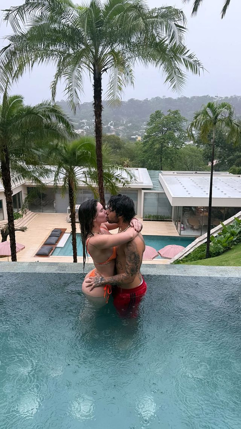 Virgínia mostrou momento romântico com Zé Felipe na chuva - Foto: Reprodução/ @virginia