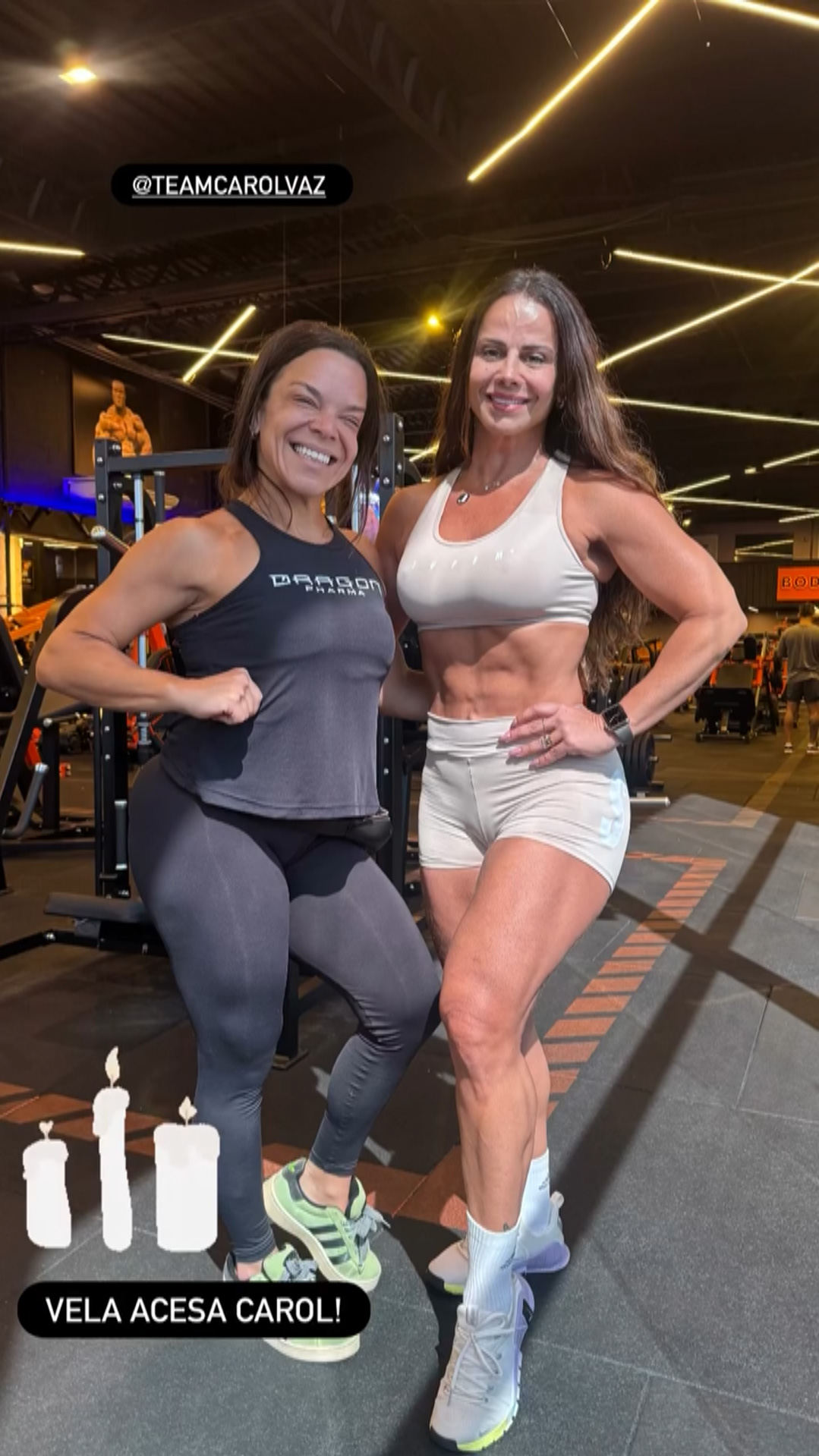 Viviane Araujo posou com a barriga à mostra na academia - Foto: Reprodução/ Instagram@araujovivianne